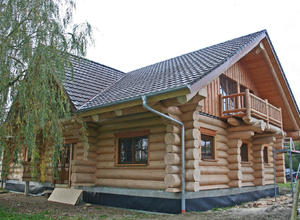 Сруб дома 10х12